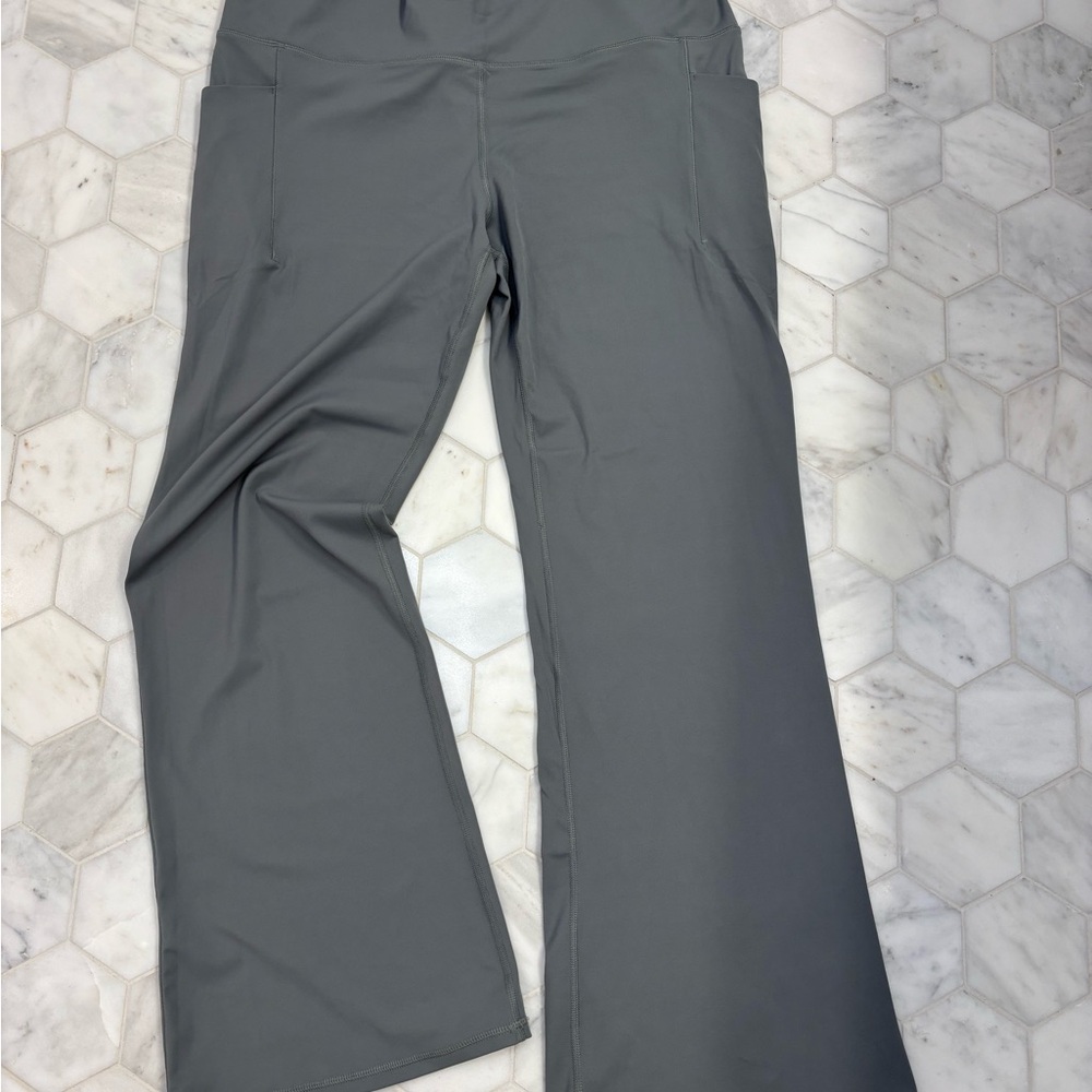 Avia Flare Leg Leggings with Pockets XXXL 22